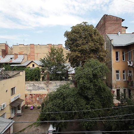 Buk Apartments On Doroshenka 29 Lviv Dış mekan fotoğraf