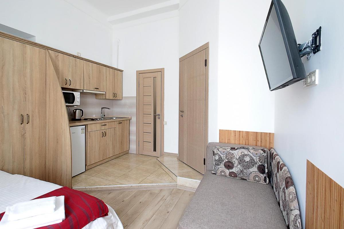 Buk Apartments On Doroshenka 29 Lviv Dış mekan fotoğraf