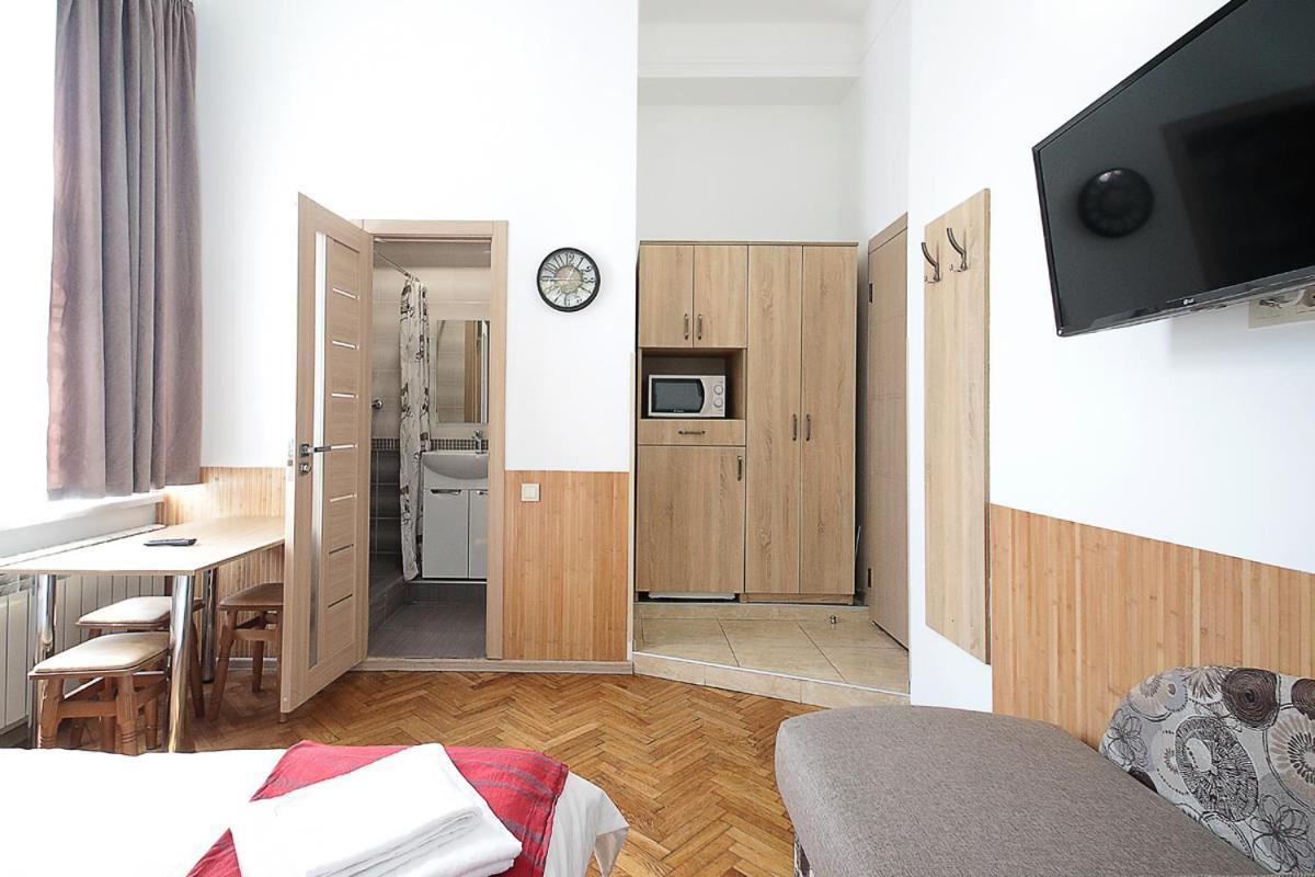 Buk Apartments On Doroshenka 29 Lviv Dış mekan fotoğraf