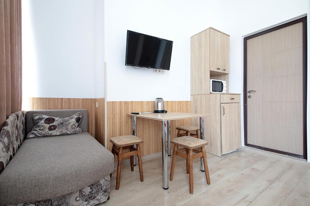 Buk Apartments On Doroshenka 29 Lviv Dış mekan fotoğraf