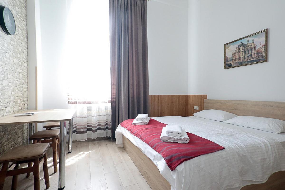 Buk Apartments On Doroshenka 29 Lviv Dış mekan fotoğraf